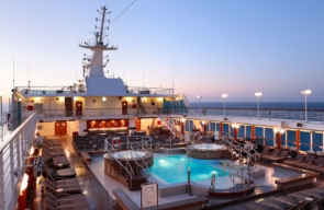 Pool Desire Greek Islands Cruise september 2022