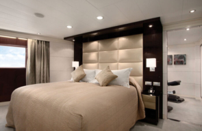 Vista Suite Desire Cruise 2024 Bedroom
